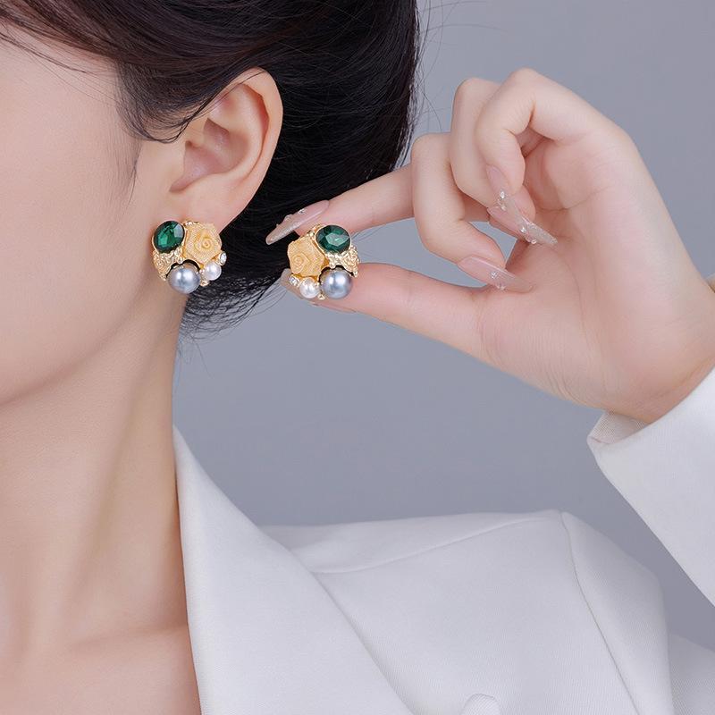 Средневековая французская романтическая элегантность изысканные серьги-гвоздики с розовым кристаллом ретро элитные серьги с цветочным жемчугом
