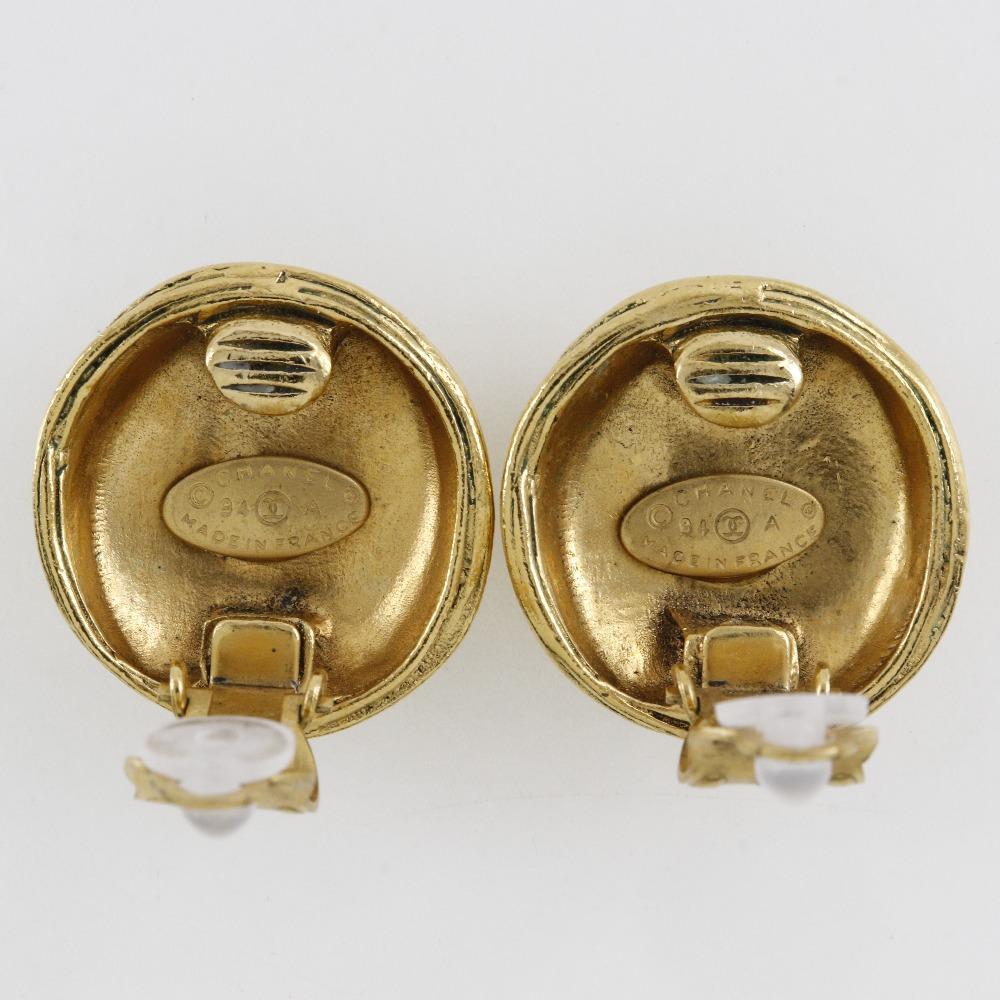 CHANEL COCO Mark Earring vintage Plated Gold 26g Women Used