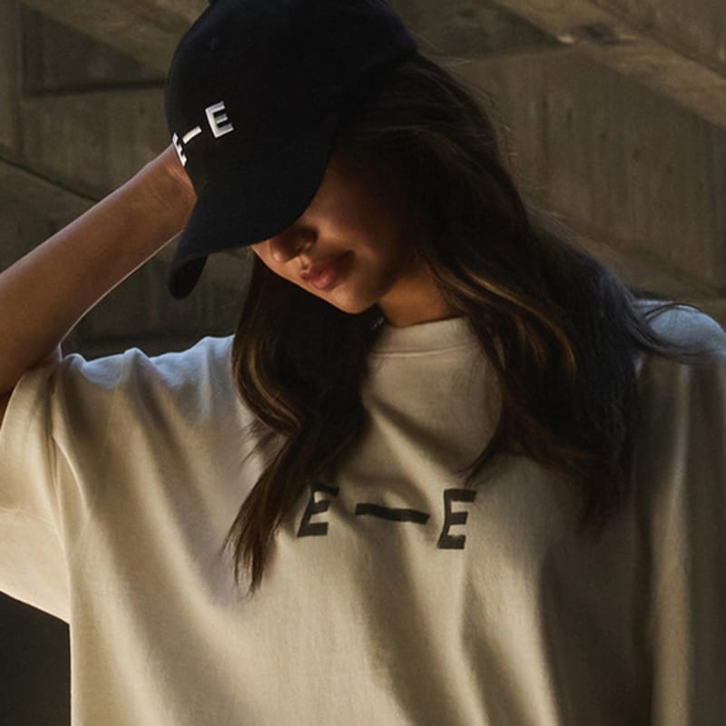 ERER Вышитая baseball cap с логотипом E-E Черная