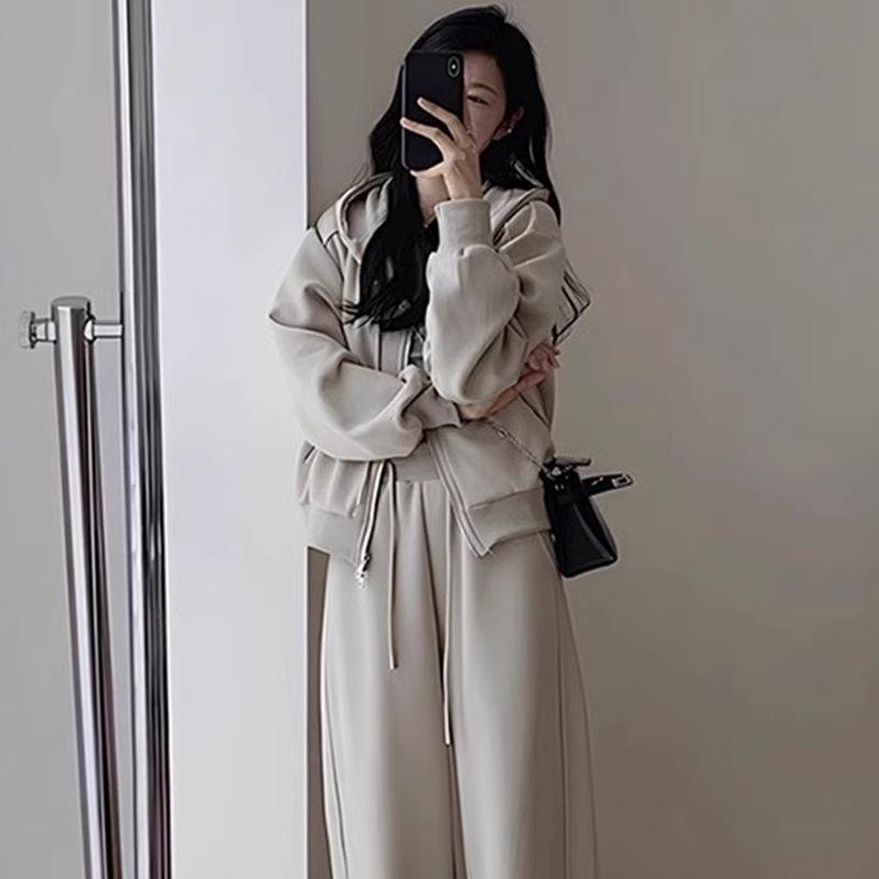 2024 Ранняя осень: свитер в стиле «соль» и комплект из двух предметов в чайном стиле для женщин больших размеров