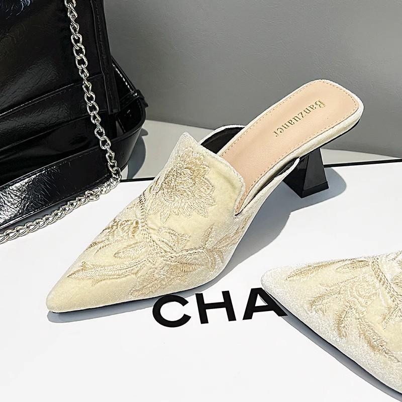 Туфли на высоком каблуке с острым носком, летняя новинка, новая китайская вышивка тяжелой промышленности, вышитые туфли класса люкс для женщин