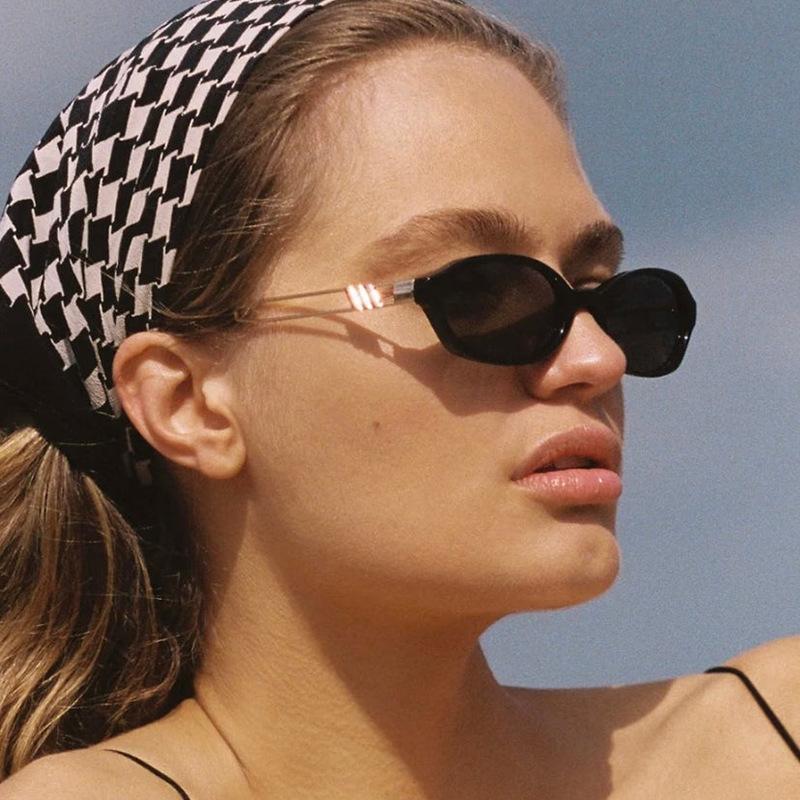 2025 Fashion Women Retro Small Oval Women Men Sunglasses Vintage Metal Frame UV400 Sunglasses