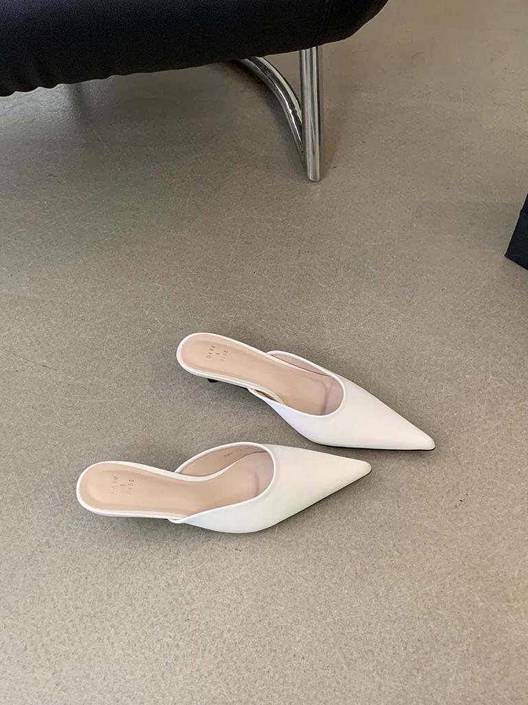 Модные женские шлепанцы из флока, тапочки с острым носком, мюли, туфли 2024 года, новые поступления, модные туфли на низком каблуке, бежевые, белые, черные