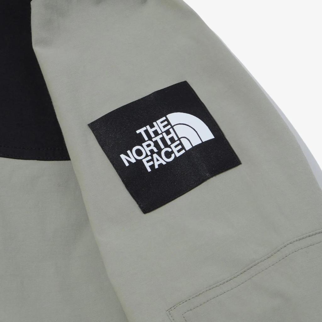 THE NORTH FACE Sweatshirts Unisex Light Gray Crew Neck Moderate Other (Unisex) Sweatshirts NM5MN04K