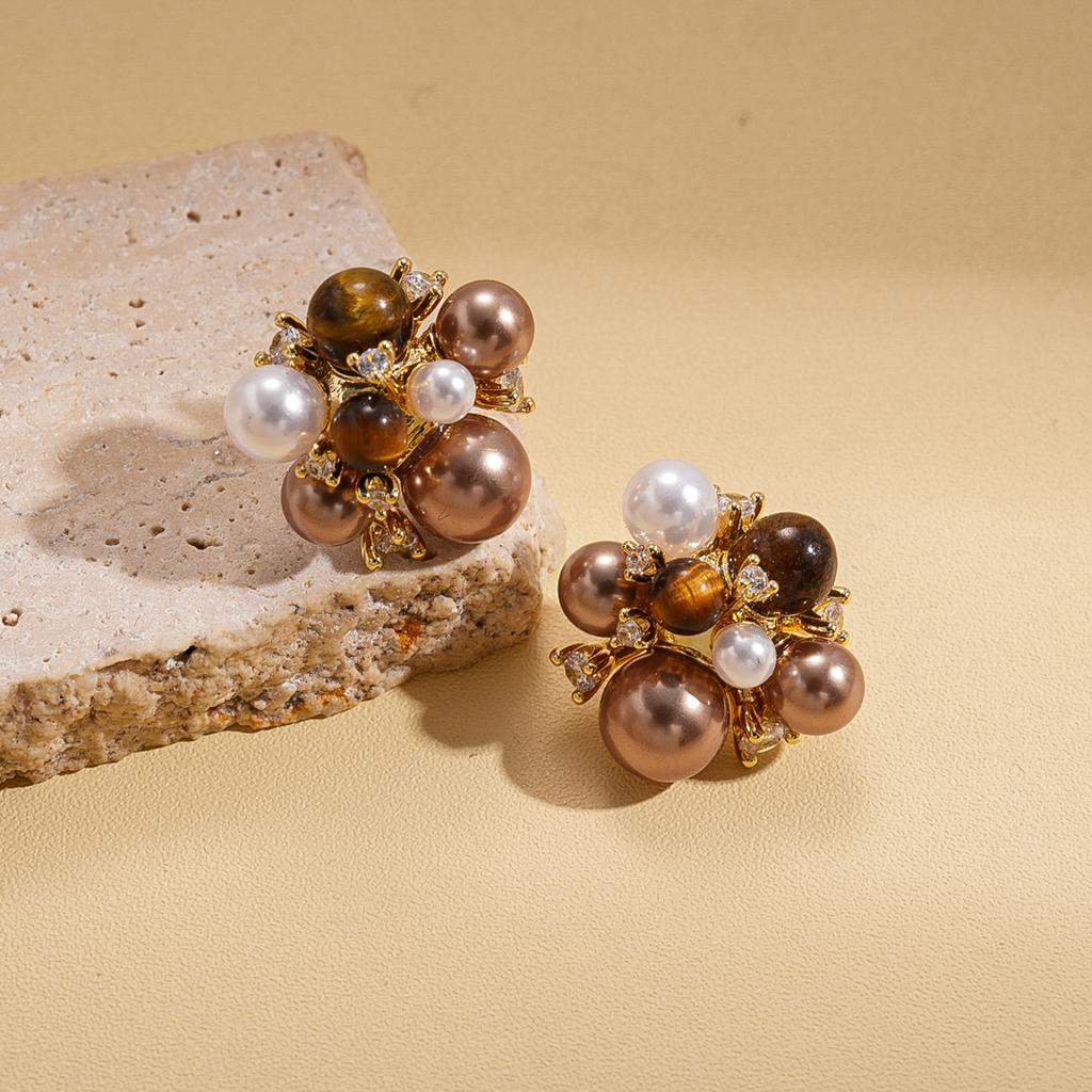 Tiger's eye, zircon, imitation pearl flower silver needle earrings, Maillard autumn and winter retro earrings.