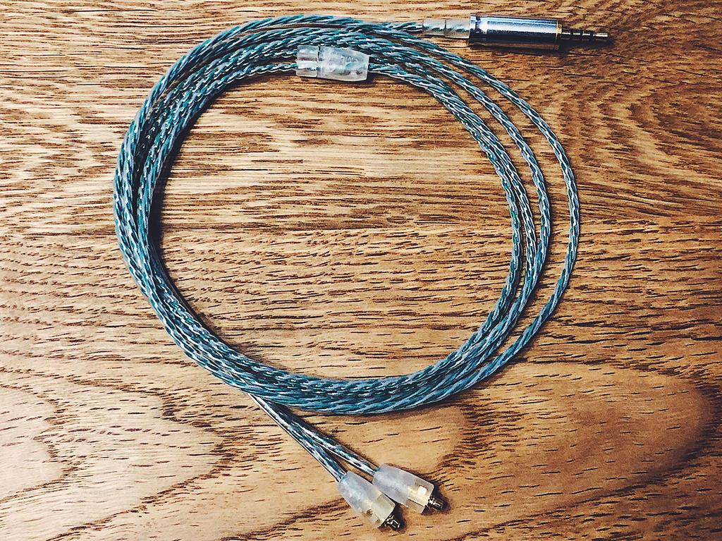 Кабель для обновления аудионаушников Easter Lily Plug FitEar type WAGNUS. Re-Cable 3,5 мм 3-полюсный