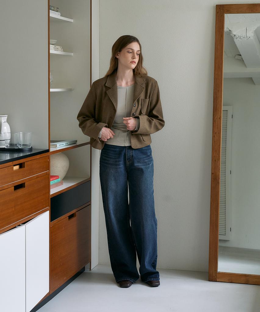 DEHEVE Herringbone Tailored Wool Crop Jacket [Camel]
