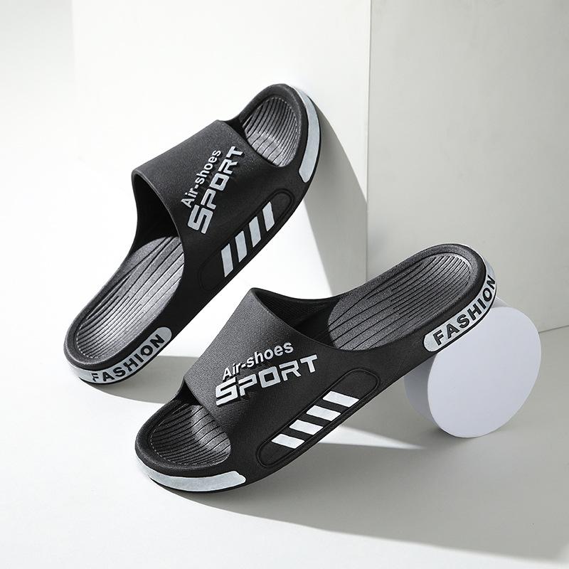 Men's Summer 2025 Non-Slip, Water-Resistant Outdoor Slippers and Bathroom Sandals