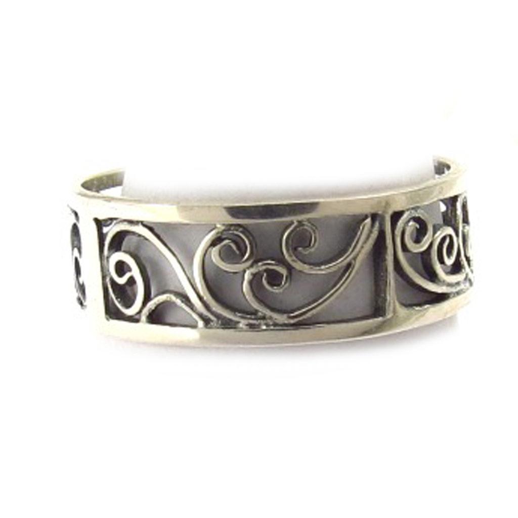 Серебряное кольцо 'Племя' состаренное серебро - 7 мм