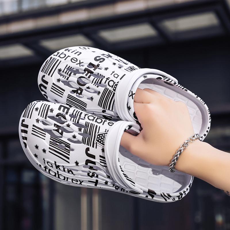 Fashion Men Summer Shoes Sandals Men's Holes Sandals Hollow Breathable Flip Flops Shoes Fashion Beach Slippers Big Size