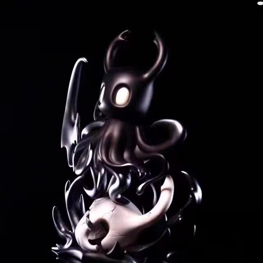 Периферийная аниме-фигурка главного героя игры