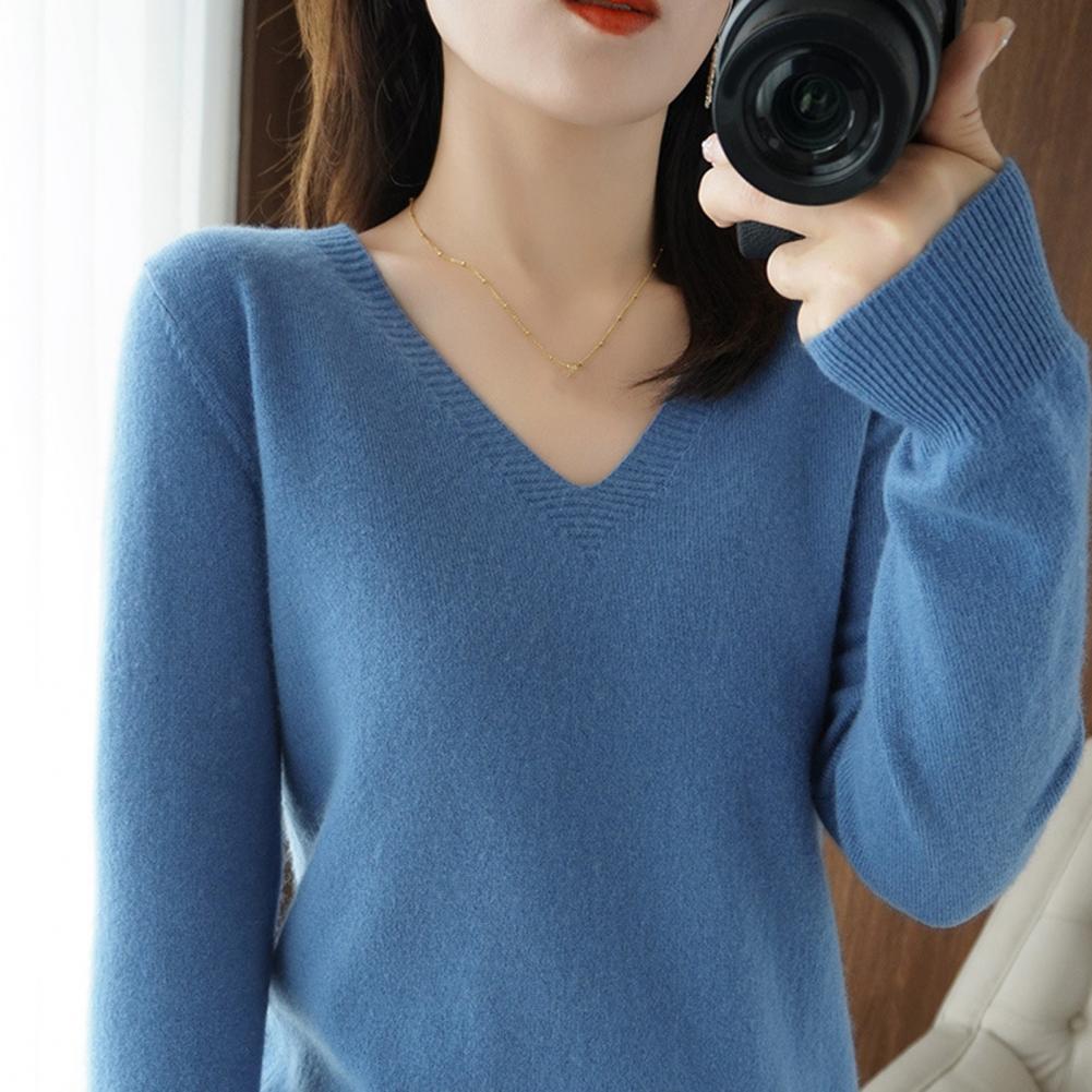 Long Sleeve Sweater Women's V-neck Knit Sweaters Stylish Long Sleeve Pullover Tops with Ribbed Trim for A Chic Elegant Look