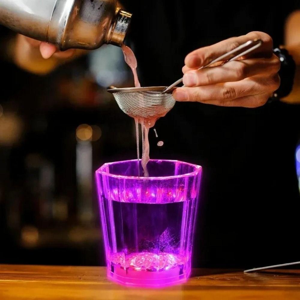 Прозрачные стопки Светящиеся в темноте Стакан для напитков Креативные светодиодные светящиеся стаканы Стакан Вечеринка
