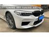 Комплект переднего и заднего бамперов в стиле M5 для BMW 5 Series G30/G38 с крылом, боковой юбкой и капотом.