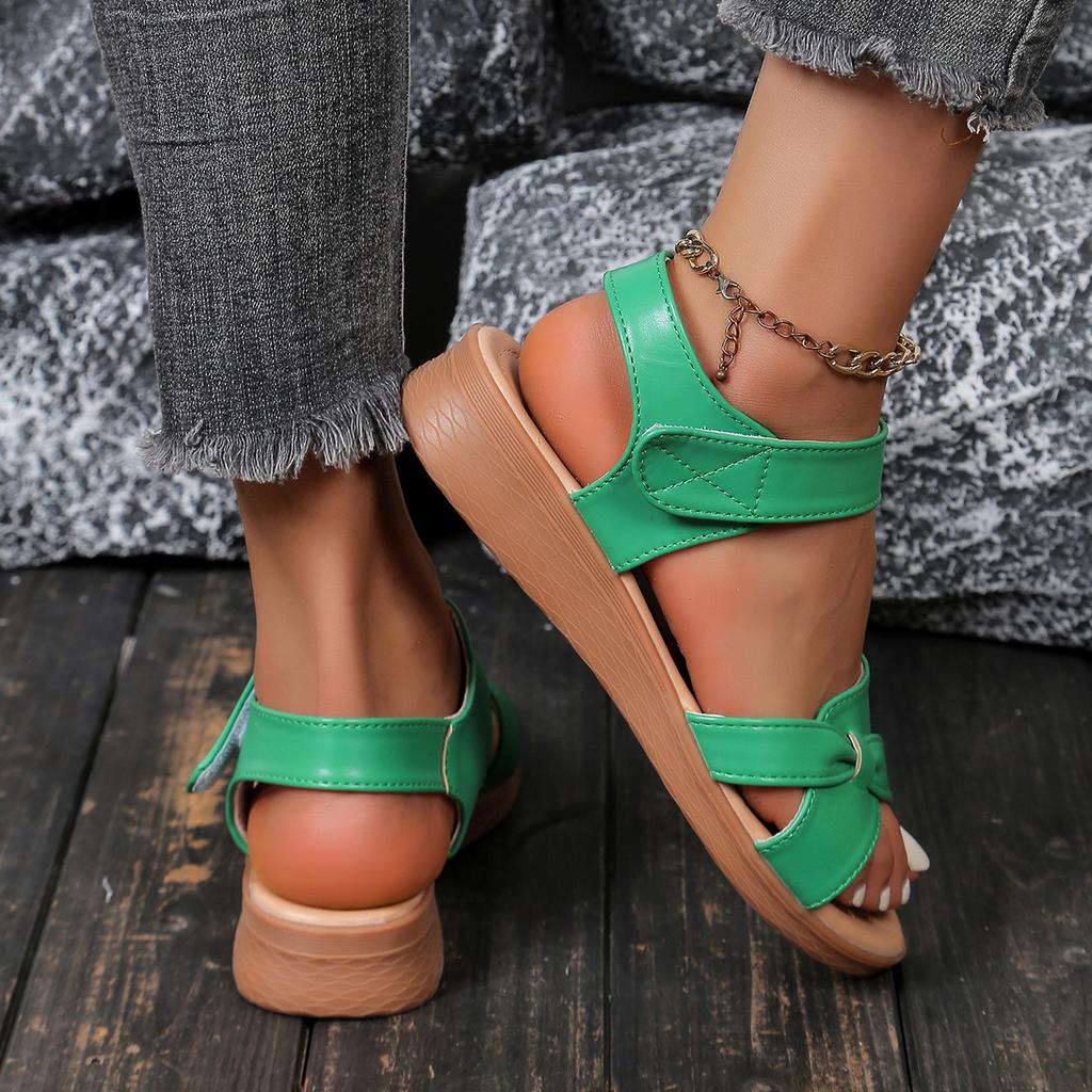 Весна 2024 года, новые женские туфли с плоским дном и рыбьим ртом на липучке, импортные сандалии для тети, производитель женщин