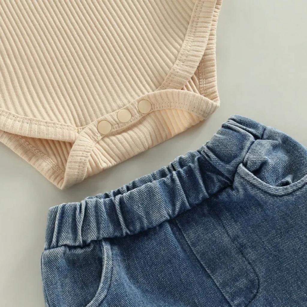 Модный детский весенний комбинезон с принтом, джинсовые расклешенные брюки, детский костюм из двух частей