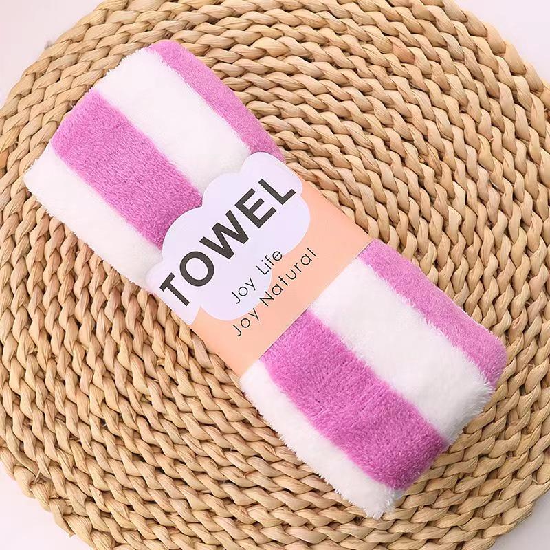 Полосатое банное полотенце из кораллового флиса - впитывающее, утолщенное, для пляжа и домашнего использования
