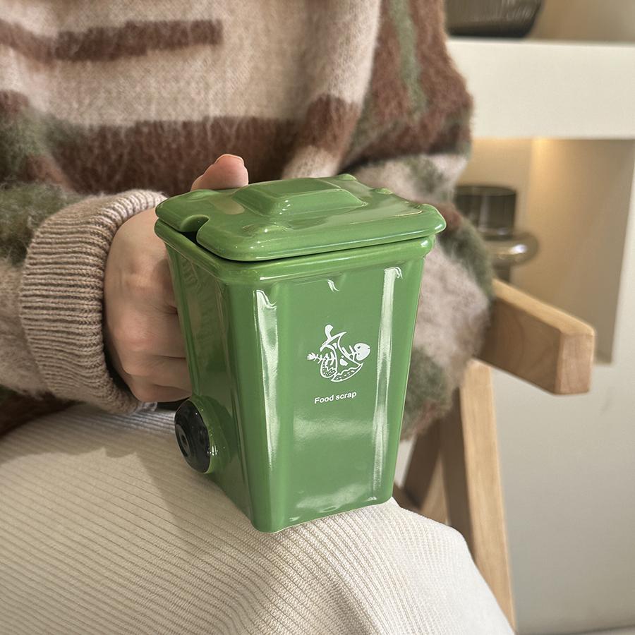 Creativity Mug Funny Trash Can Cup 400ml Coffee Mug Global Collection Ceramic Milk Cup with Lid And Spoon Tabletop Decor