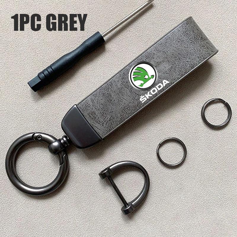 ICPG4 For Skoda 3D Metal Leather Car Keychain Key Ring Auto Emblem Accessories Fabia 1 2 Octavia a7 RS Superb Rapid Yeti Karoq Vision