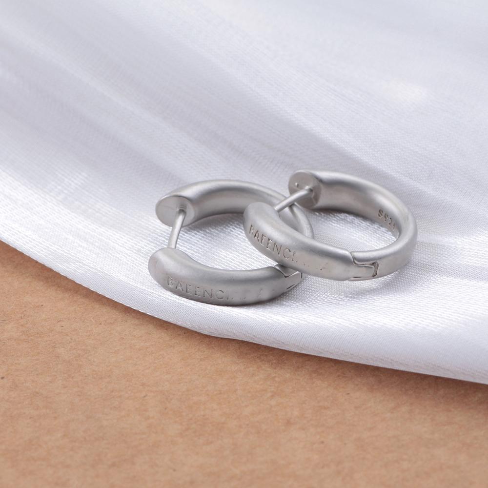 925 Стерлинговое серебро Матовое Золото медь Простой Круг Модные Мода Легкая Роскошь Дизайн Серьги Серьги Тип С