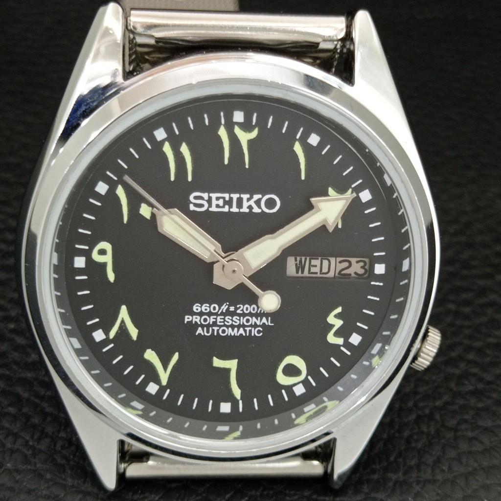 SEIKO 5 AUTOMATIC VINTAGE REFURBISHED JAPAN MENS BLACK DIAL WATCH a446381-1