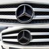 ABS Наклейка-эмблема на решетку радиатора автомобиля для Mercedes Benz W204 W205 W210 W211 W212 W213 C E Class GLA GLK ML GLC GLE