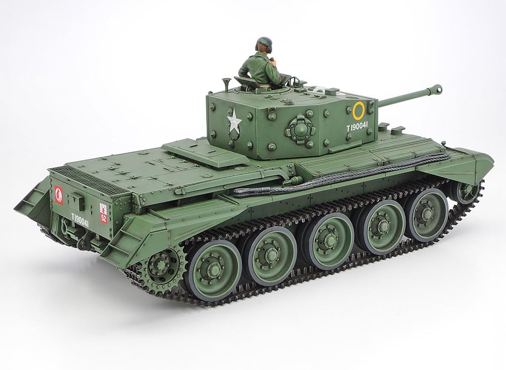 TAMIYA Military Miniature Series British Army Cruiser Tank Cromwell Plastic Model 35221 1/35 No.221 Mk.IV
