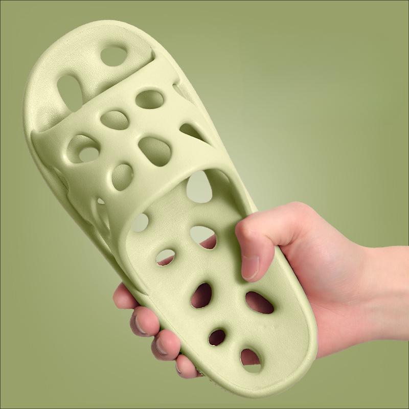 For Feeling Women Bathroom Slippers Like Stepping On Feces In Summer Indoor Home Household Bathroom Water Leakage Anti Slip Couple Sandals