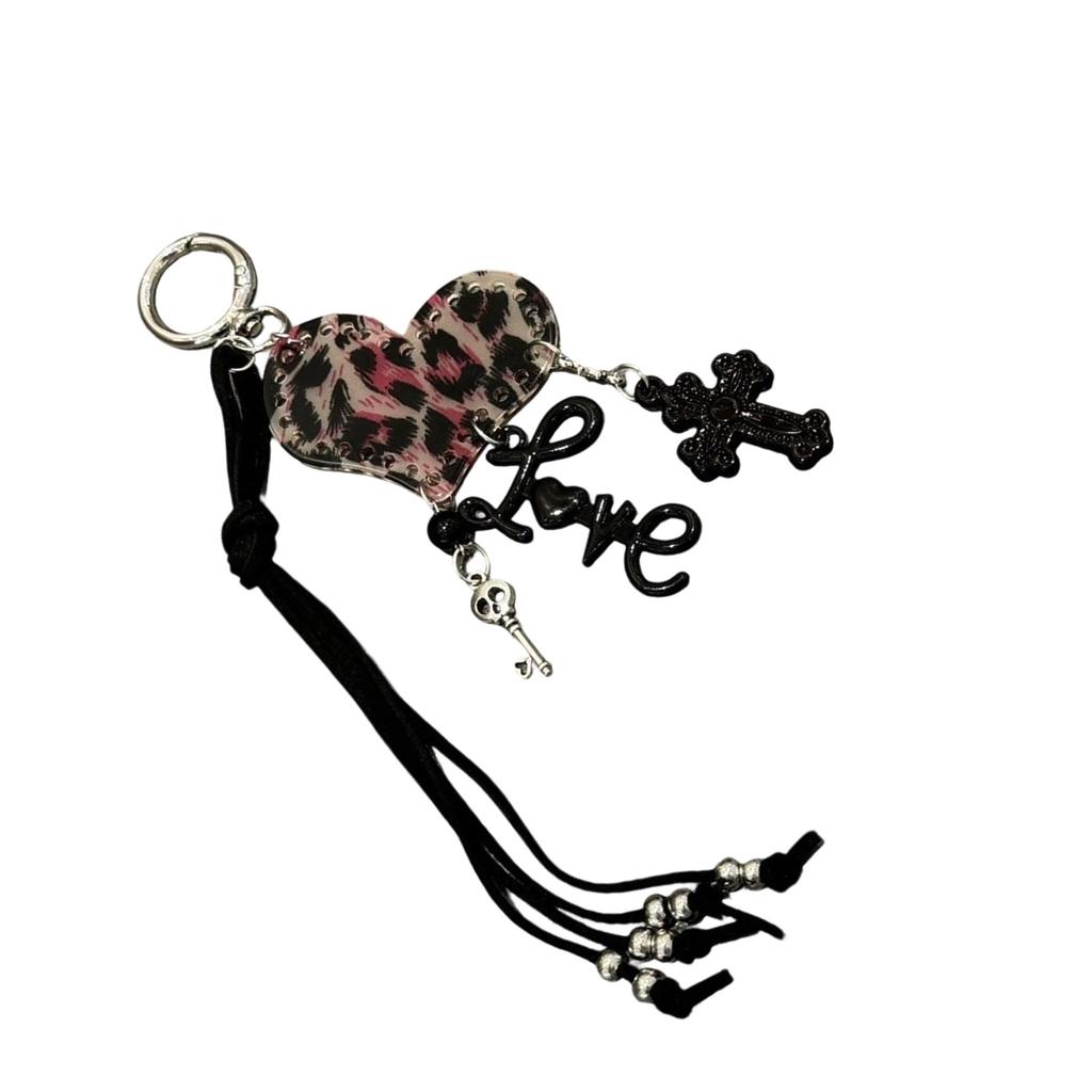 Stylish Leopard Print Heart Keyring Acrylic Pendant Keychain Bag Charm for Women Lady Fashion Accessories