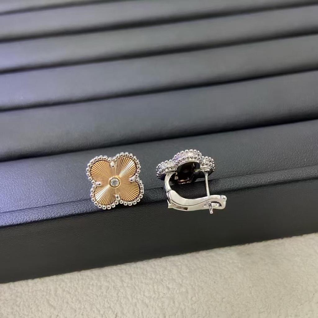 2024 Christmas Edition s925 Silver Four-Leaf Clover Necklace in Rose & White Gold for Women