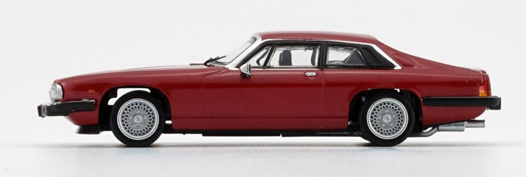 BM CREATIONS Scale Jaguar XJS 1984 Regency Red RHD Finished Product 1/64