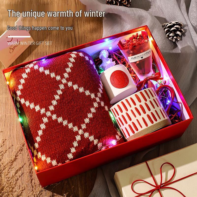 Three Dolphins J-02 Romantic Gift Set