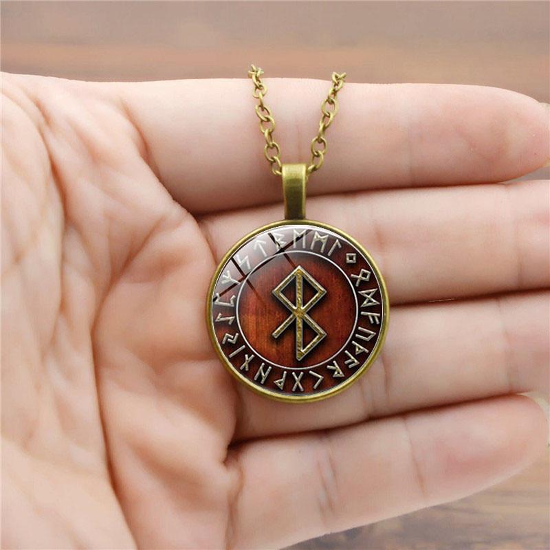 Women Bronze Retro Vintage Unisex Viking Norse Nordic Pirate Runes Compass Pendant Necklace