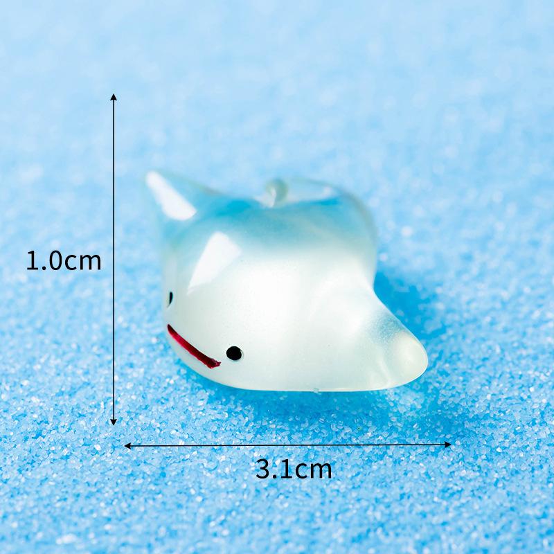 Glow-in-the-dark Manta Ray Resin Small Ornaments Micro Landscape Fish Tank Aquarium Marine Animal Landscape Decorative Arts and Crafts Accessories
