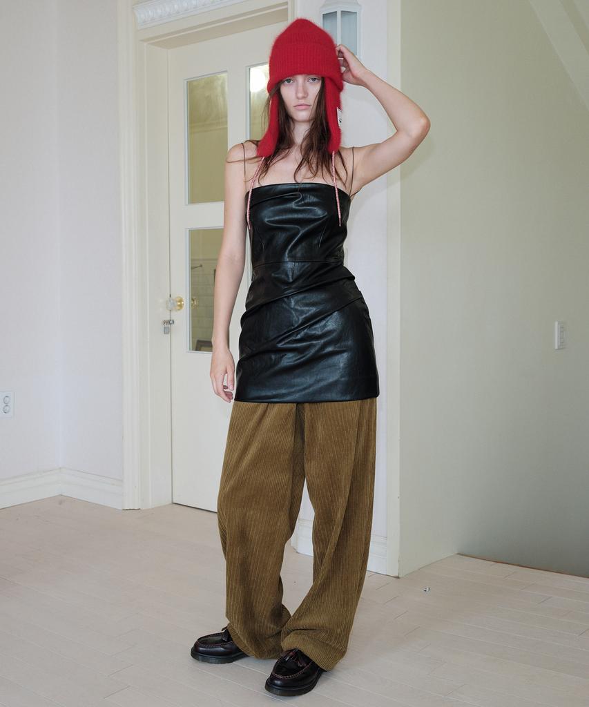 Obeodyupeulleeo Leather Tube Top Mini Dress_Black