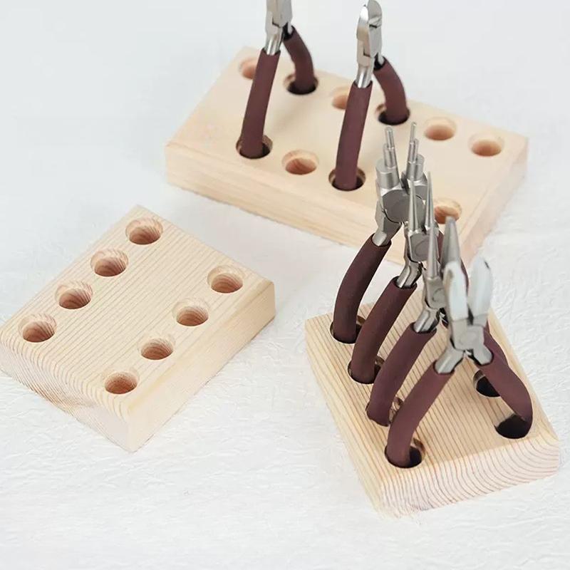 Деревянная подставка для хранения плоскогубцев, кусачек и инструментов. Подарок для любителей мастерить своими руками, друзей и семьи. Позволяет аккуратно хранить инструменты.