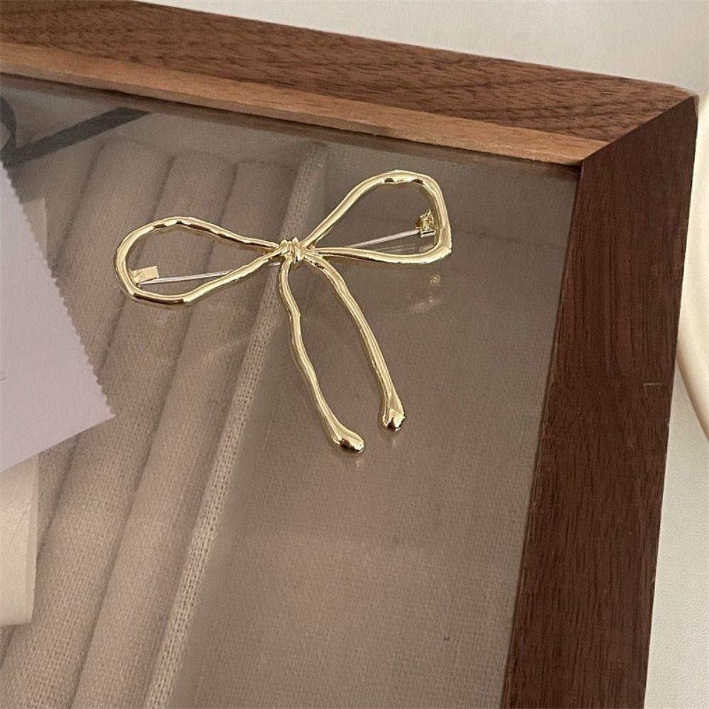 Zinc Zinc Alloy Hollow Metal Brooch Korean Style Anti-Exposure Brooch Fashion Bowknot Brooch  Gift