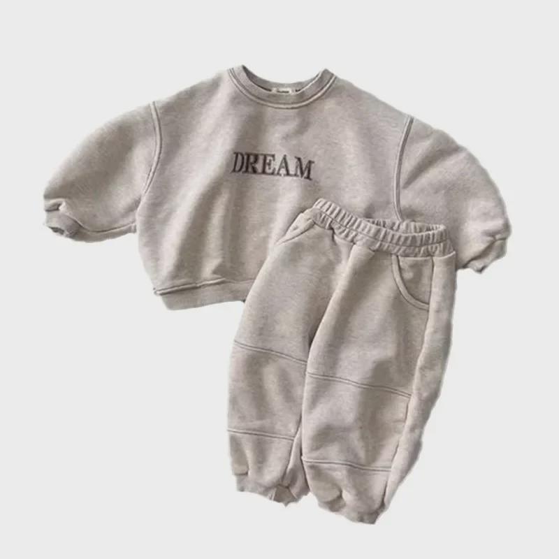 «Детский зимний бархатный костюм»: Комплект из свитера и брюк с буквенным узором