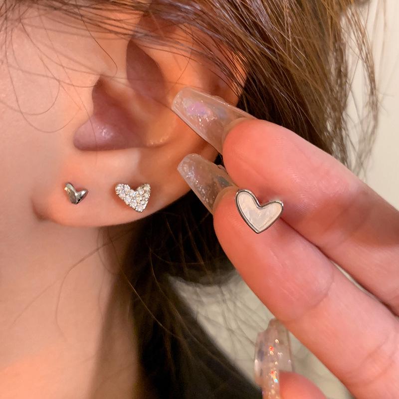 Серьги-сердечки из циркона, набор из шести штук: Шикарные мини-дизайны, удобные для сна, для женщин