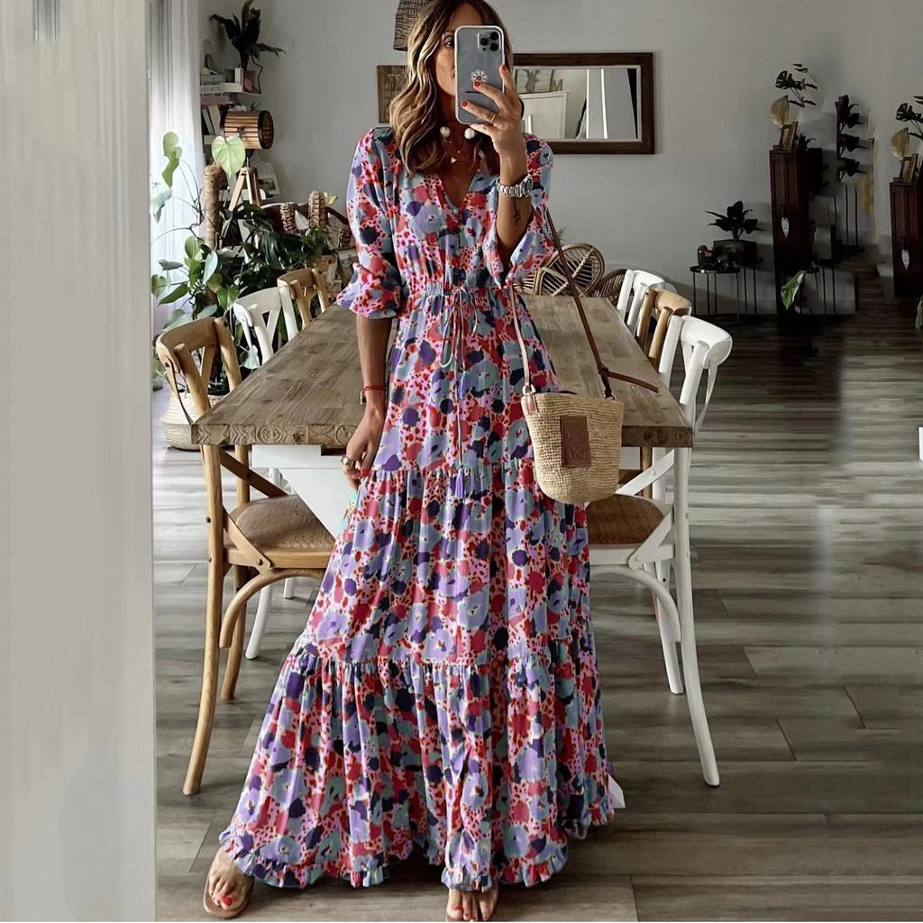 2025 Summer New Women's Temperament Vacation V-neck Printed Pendulum Long Dress