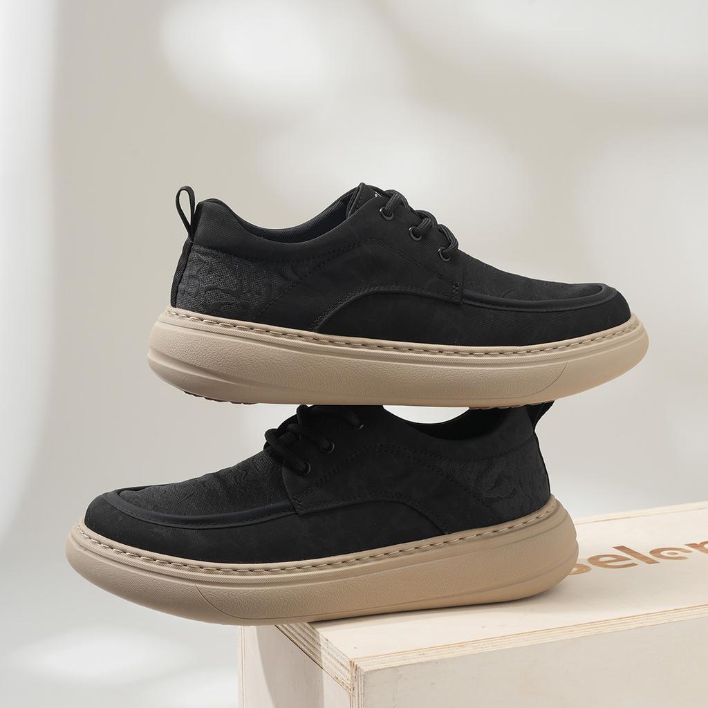 Lightweight foam soled men's casual shoes: comfortable and versatile fabric shoes for summer