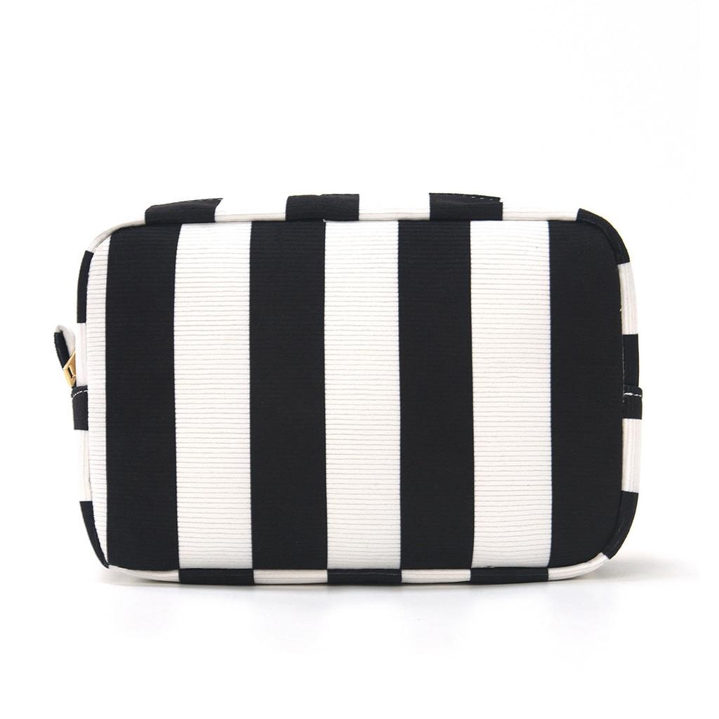 Minimalist Polyester Cosmetic Pouch With Colorblocked Design For Women And Men