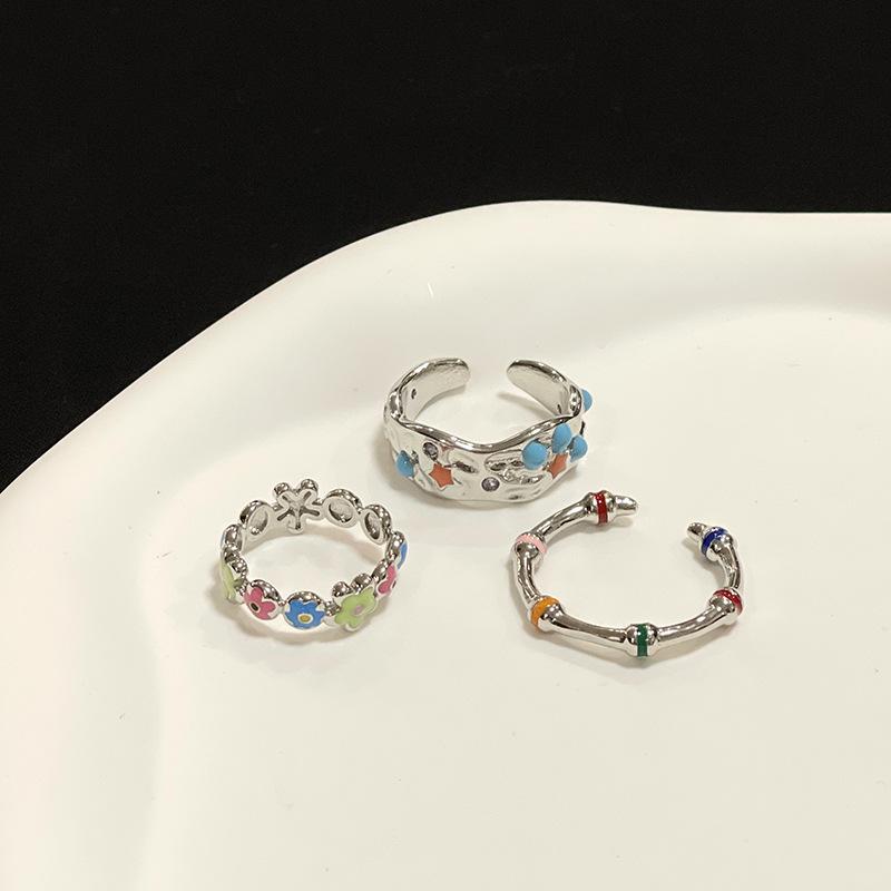 Кольцо в стиле ретро с цветными цветами и звездами, высококлассное открытое кольцо, нишевый дизайн, регулируемое, персонализированное ручное украшение