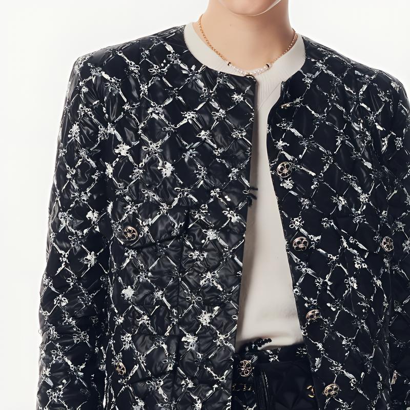 Chanel [24P Весна и Лето] 24P Кулон с узором Double C Металл Искусственный Жемчуг Ожерелье Женское Золотое