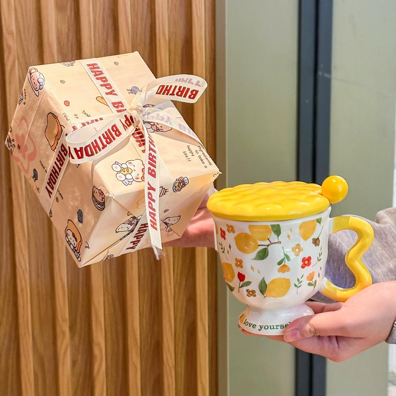 Керамическая кружка высокой ценности с крышкой и ложкой, милая кружка с фруктами для девочки, офисная кофейная кружка, подарок на день рождения