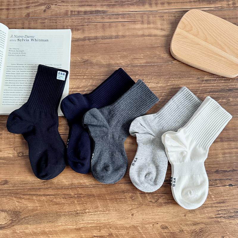 5 пар мужских дезодорирующих бесшовных хлопковых носков-трубок спортивного типа под прямым углом осенне-зимних однотонных, не скатывающихся