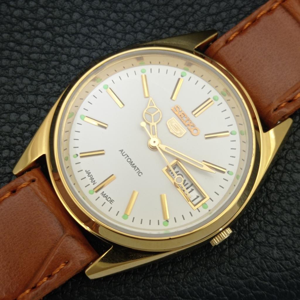 АВТОМАТИЧЕСКИЕ ВИНТАЖНЫЕ ОТРЕСТАВРИРОВАННЫЕ МУЖСКИЕ ЧАСЫ SEIKO 5 ЯПОНИЯ БЕЛЫЙ ЦИФЕРБЛАТ a442345-1