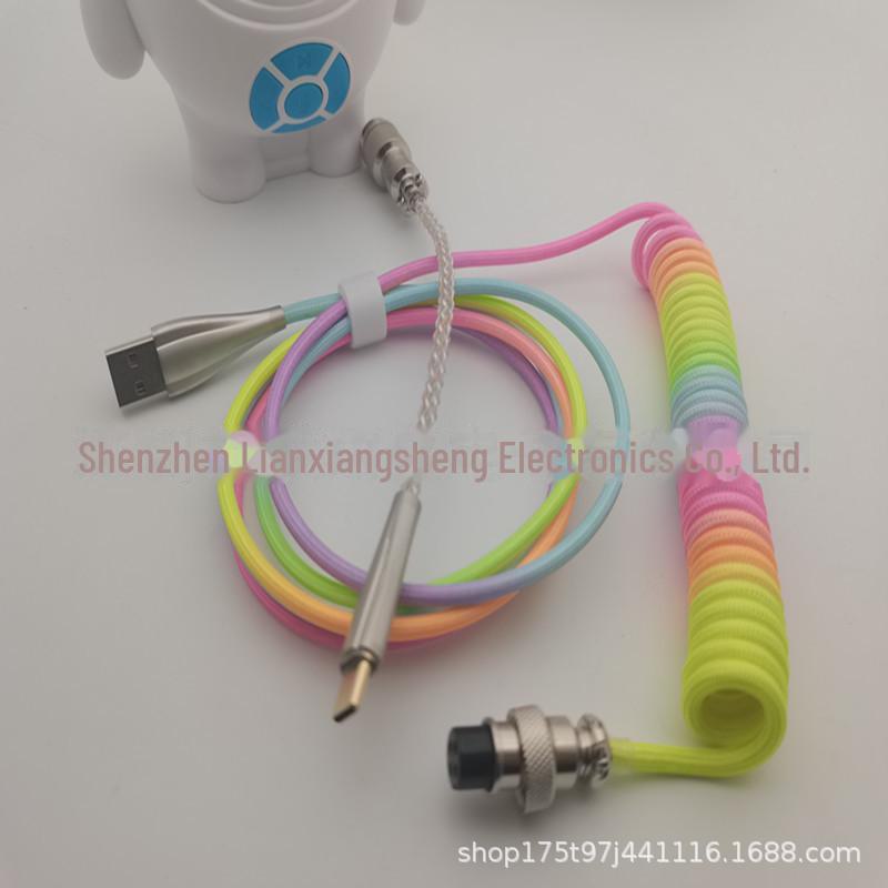 Настраиваемый светящийся металлический пружинный кабель USB-C для передачи данных для механических клавиатур