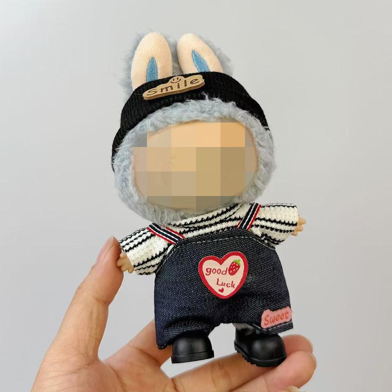 Подвеска Лабубу: Коробка-сюрприз с детской одеждой - 17 см винил «Макарон».