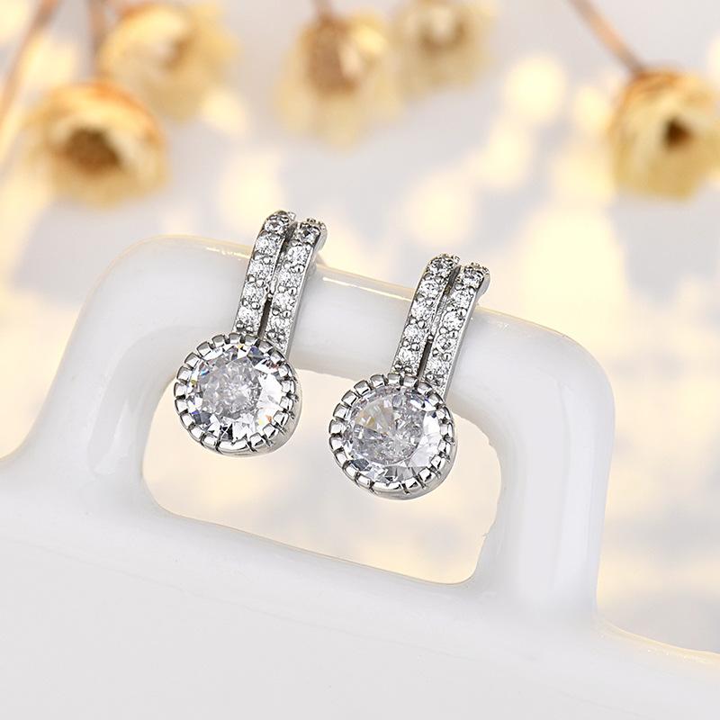 New 925 Sterling Silver High Quality Zircon Stud Earrings for Women Exquisite Student Girlfriend Jewelry Accessories Wedding